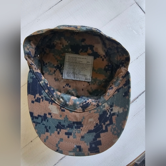 USMC Cover - Picture 3 of 3